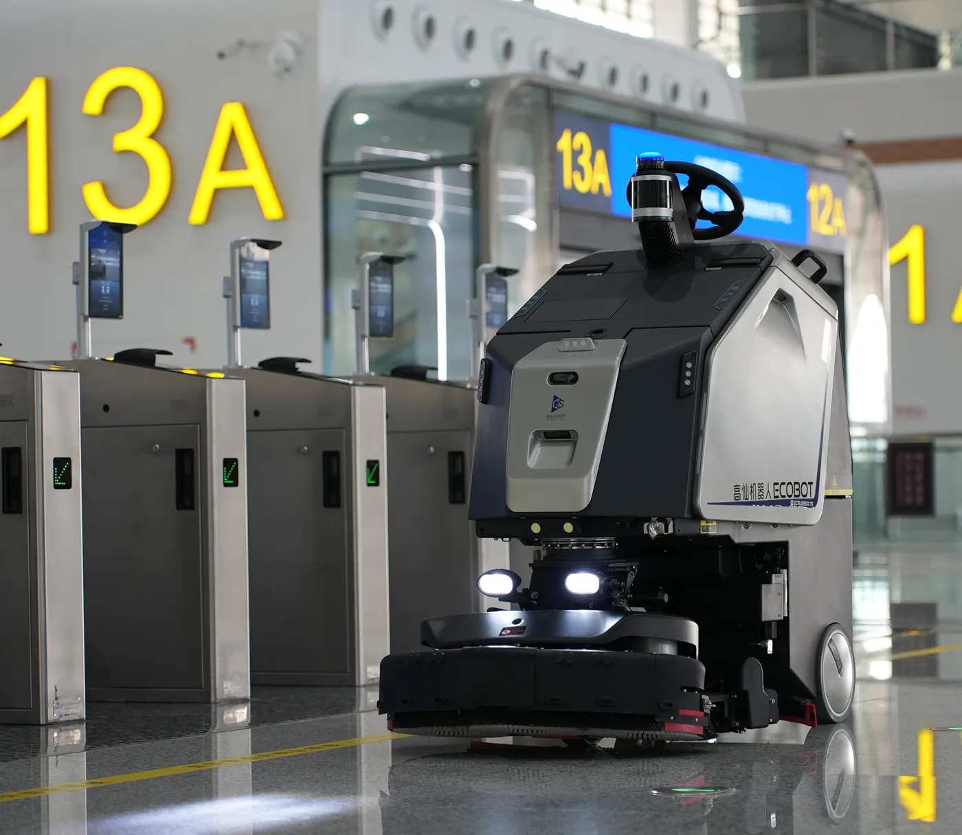 Robot Gausium Scrubber 75 dans son environnement de nettoyage